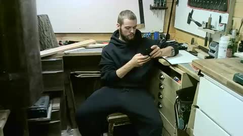 Snapshot of wolf021221 chatting on October 24, 6:08 pm wolf021221 online show from October 24, 6:08 pm