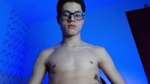  W O L F  online show from January 9, 5:40 pm