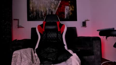 wolferatus online show from April 12, 8:13 pm