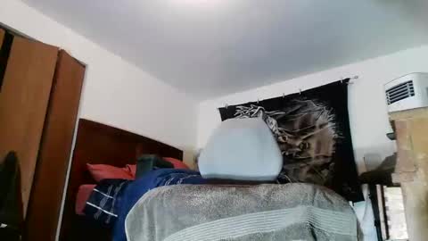 wolfman79 online show from December 22, 10:49 pm