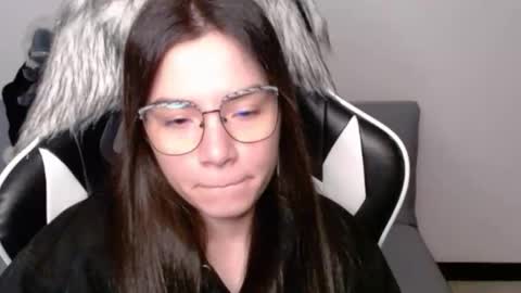 Alex online show from December 4, 4:12 am