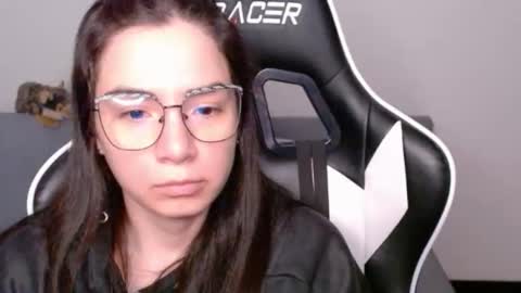 Alex online show from May 6, 3:01 am