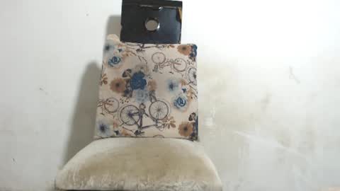 SHENIEL RODRIGUEZ online show from January 27, 7:14 am