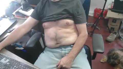 woodworker6473 online show from February 3, 3:16 pm