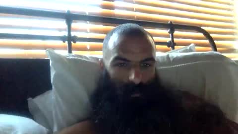 woof_wolf37 online show from February 3, 3:27 pm