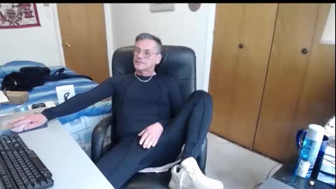 Large one  online show from February 7, 2:09 pm