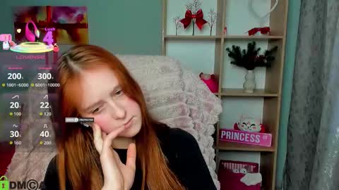 wow_emma_ online show from February 8, 1:58 pm