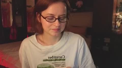 Rebecy online show from February 4, 3:27 pm