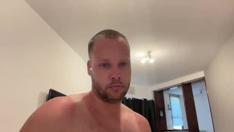 joejoe online show from March 5, 11:28 am