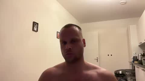 joejoe online show from January 24, 7:39 pm