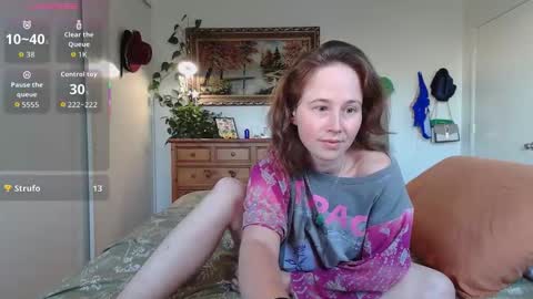 Snapshot of wutangwendy chatting on October 17, 11:53 pm wutangwendy online show from October 17, 11:53 pm