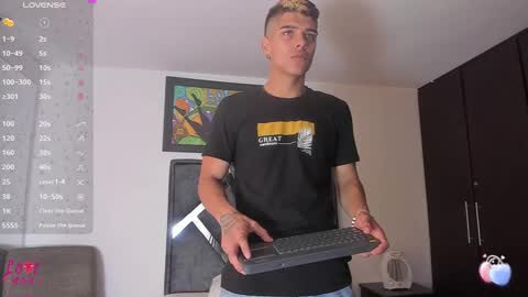 wyatt online show from October 11, 3:26 pm