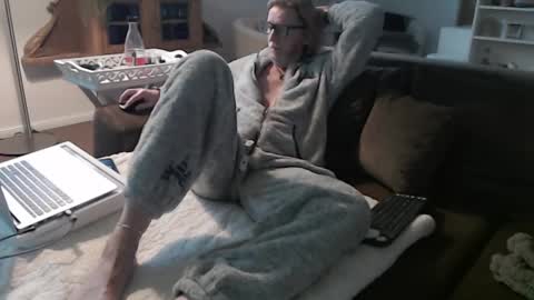 Snapshot of wyattearp64 chatting on January 5, 1:36 pm WyattEarp64 online show from January 5, 1:36 pm