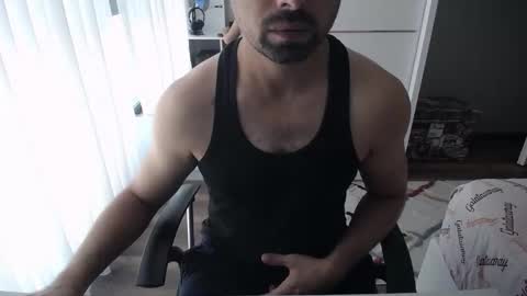 Snapshot of x_____0_____x chatting on September 22, 11:25 am Mr. Lonely online show from September 22, 11:25 am