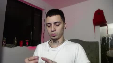 xalejo_max online show from October 22, 11:50 pm