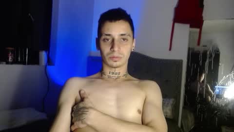 xalejo_max online show from October 24, 1:17 am