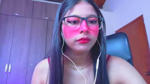 XALLYSONX online show from March 13, 12:30 pm