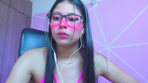 XALLYSONX online show from May 13, 4:05 pm