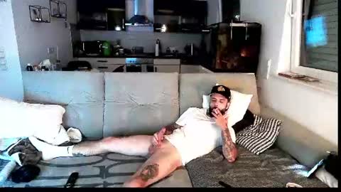 xamrelgneal online show from July 7, 10:03 pm