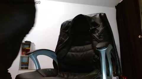 Master Xandeer online show from November 9, 4:27 am