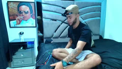 Xanderstone online show from May 23, 1:23 am