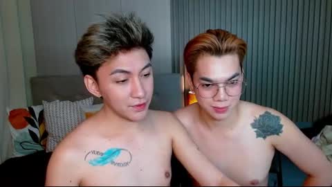 khris online show from November 3, 6:53 pm