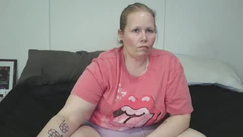 xbeautifulxliex online show from April 19, 2:34 am