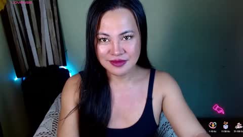 Godess  Lucy online show from November 19, 1:38 am