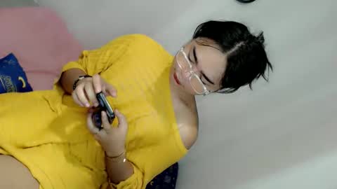 kianna online show from January 6, 2:26 am