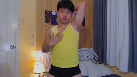 Snapshot of xcigbatecum chatting on October 5, 8:27 pm Charlie online show from October 5, 8:27 pm