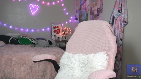 spoil me here  online show from February 14, 12:30 pm