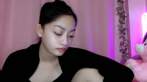 Sachi Cy online show from February 6, 5:46 am