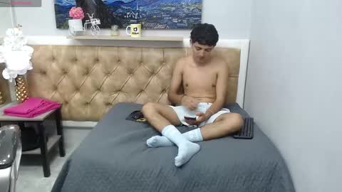 xebastwink online show from April 14, 10:24 pm