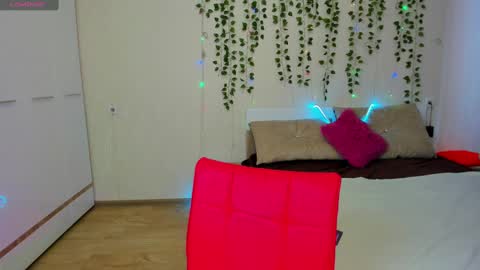 Snapshot of xeva_angelx chatting on March 6, 3:57 am Xeva Angels online show from March 6, 3:57 am