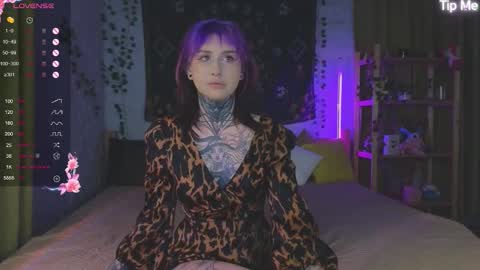 Ann online show from November 12, 9:50 pm