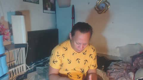 Snapshot of xhardcock2playx chatting on December 29, 5:31 am GODDESS KRISTEL online show from December 29, 5:31 am