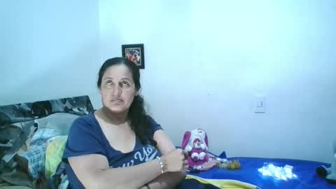 Ximena online show from February 25, 2:37 am