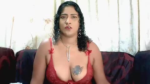 Snapshot of xindianxfireballx chatting on February 28, 4:43 am XIndianXFireBallx online show from February 28, 4:43 am