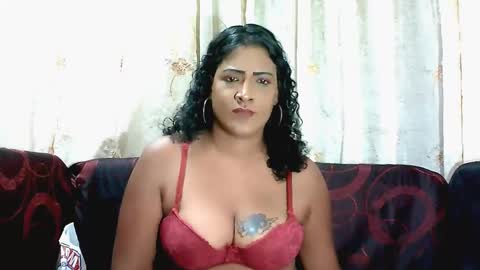 Snapshot of xindianxfireballx chatting on February 20, 8:36 pm XIndianXFireBallx online show from February 20, 8:36 pm