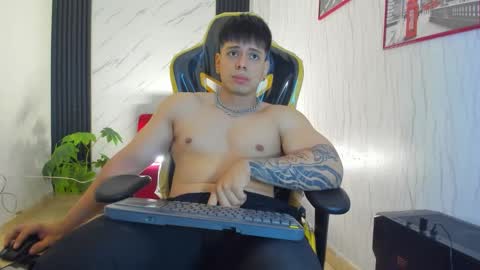      online show from November 7, 12:18 pm