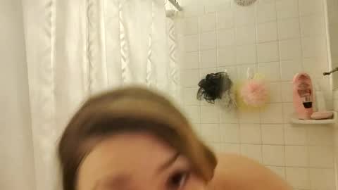 xkittymeowz online show from February 1, 3:25 am