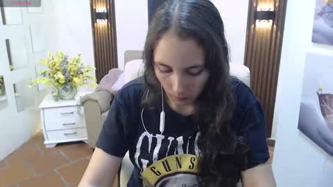 Snapshot of xlunna chatting on October 20, 7:41 pm lunna online show from October 20, 7:41 pm