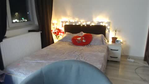 Magic Panther online show from December 16, 11:07 pm