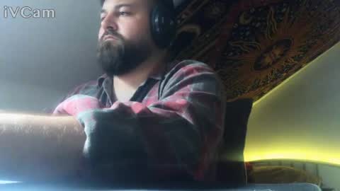 xmilanoo online show from May 4, 2:45 pm