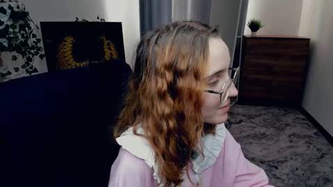 Snapshot of xo_lil_dream chatting on September 11, 1:34 pm Kylie online show from September 11, 1:34 pm