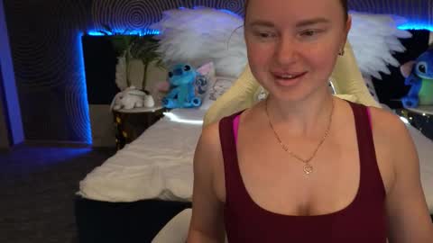 Snapshot of xo_monica chatting on October 18, 12:20 pm Monica online show from October 18, 12:20 pm