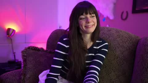 Bella Bondai online show from February 19, 3:27 pm