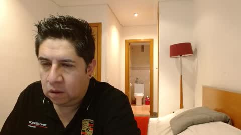 thiagoeva online show from February 24, 8:49 am