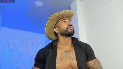 Stipp3r online show from October 21, 1:38 pm