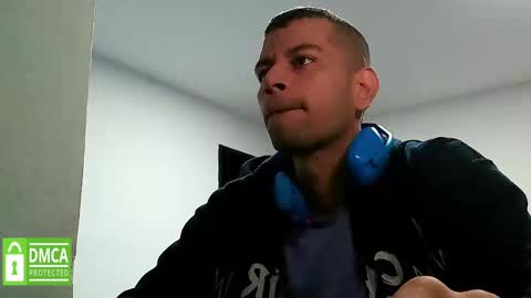 xuyeeg online show from February 16, 7:37 am